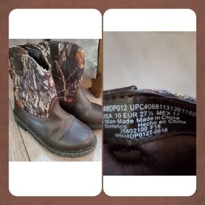 Boys boots